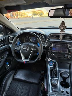 نيسان ماكسيما